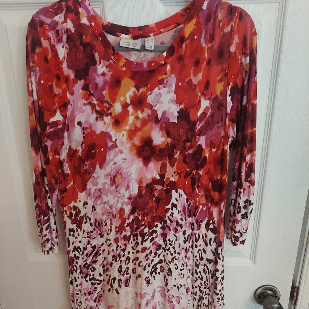 LOGO Lori Goldstein Shirt